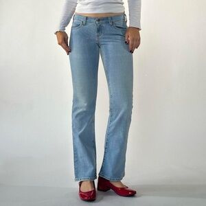Bootcut Low Rise. Jeans Size 6 Shorts